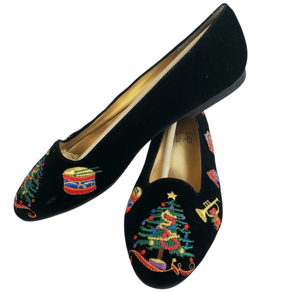 Vntg Black Velvet Christmas Embroidered Flats. Size 7.5 w/ Original Box